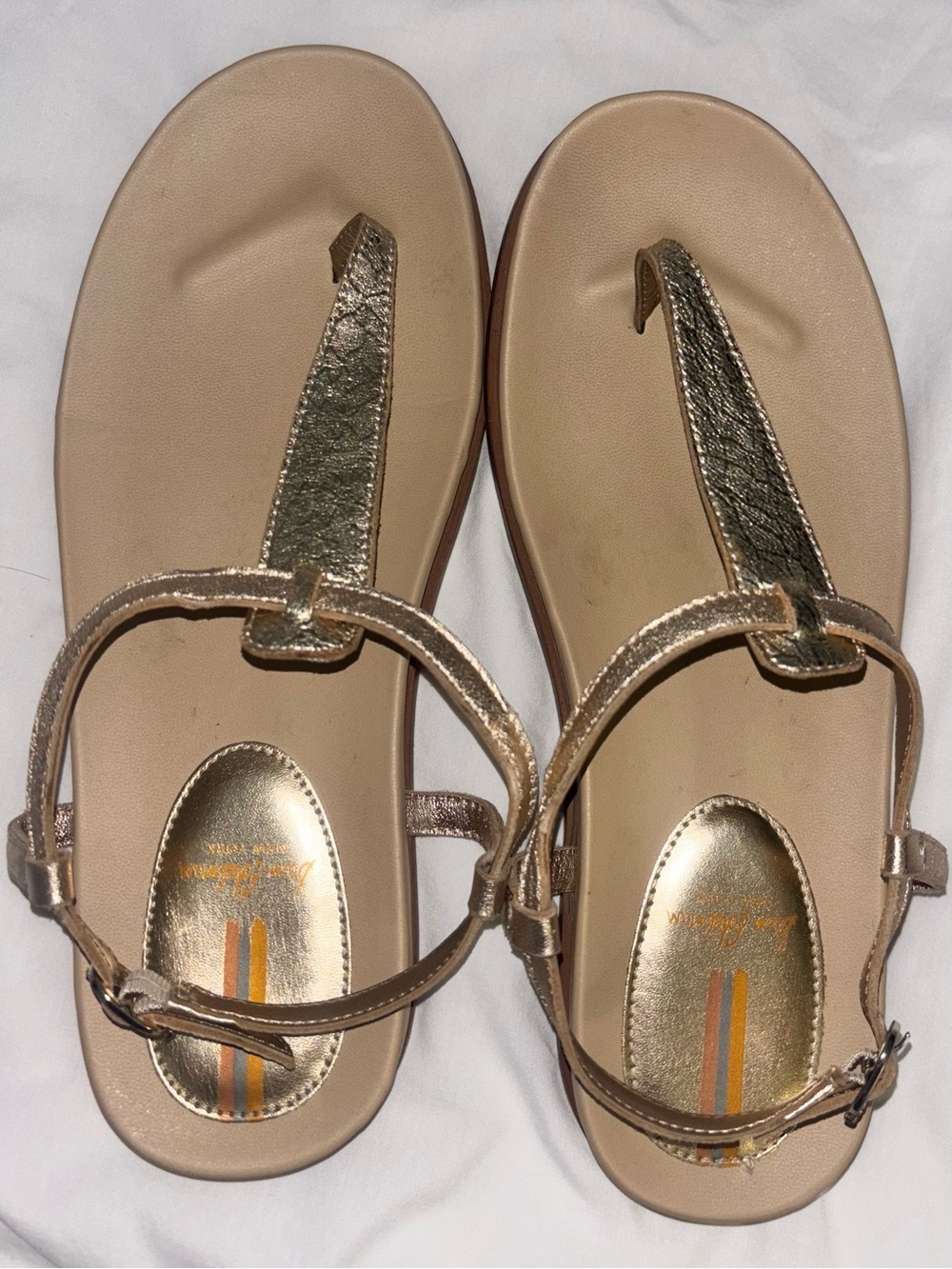 Sam Edelman 8 Gold Metallic Leather T Strap Thong Sandal Flip Flops Coastal Shoe - Picture 4 of 11